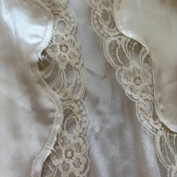 VTG 90s Victoria’s Secret Gold Label White Satin Lace Robe Bridal Boudoir S - Picture 5 of 11